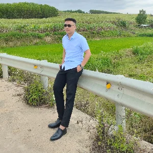 Bán đất mặt tiền Trần Cao Vân, cách Biển 200m đi bộ, tặng kèm nhà cấp 4