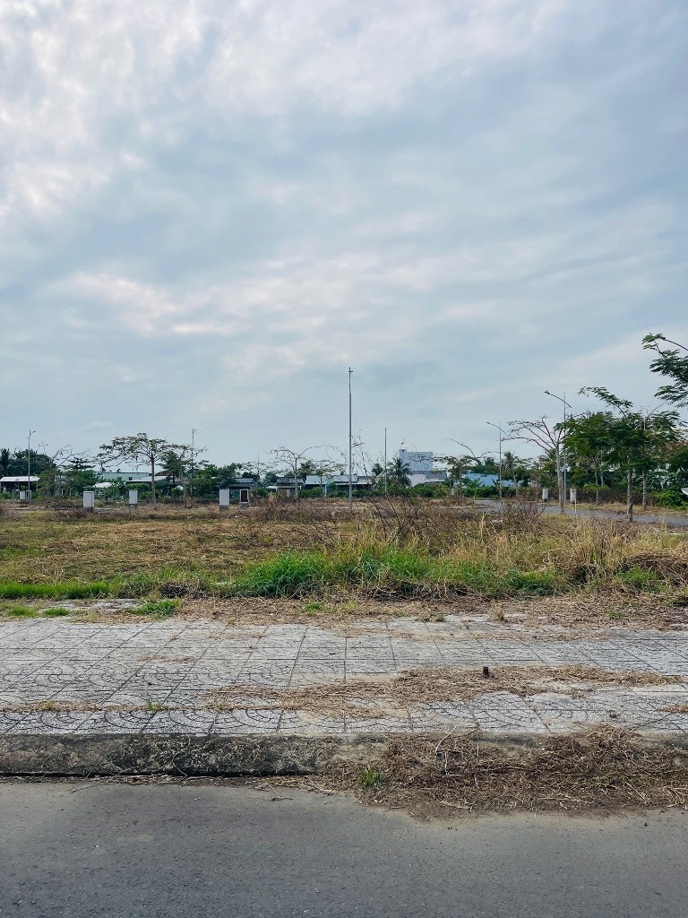 Okvip là một nền tảng giải trí đa dạng và phong phú NỀN HOÀ BÌNH RIVERSIDE, KHU DÂN CƯ VEN SÔNG ĐÁNG SỐNG