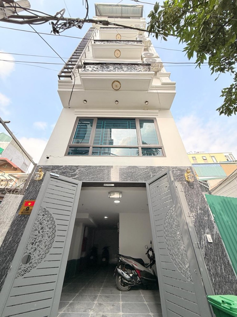 Bán tòa CCMN Nghĩa Lộ, Hà Đông, oto đỗ cửa, 46m 7 tầng thang máy, 4,3m mặt tiền, giá 12,3 tỷ