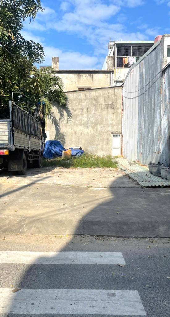 Bán lô đất góc 2 mặt tiền Lê Thiệt, Hoà Minh, sát biển Nguyễn Tất Thành, 86m2 ngang 5,3m
