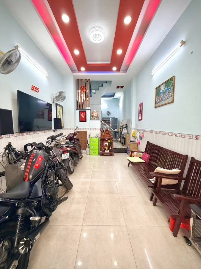 Bán nhà 4 tầng đường số 27 gần AEON Tân Phú, 39m², hẻm ba gác, giá 5,78 tỷ