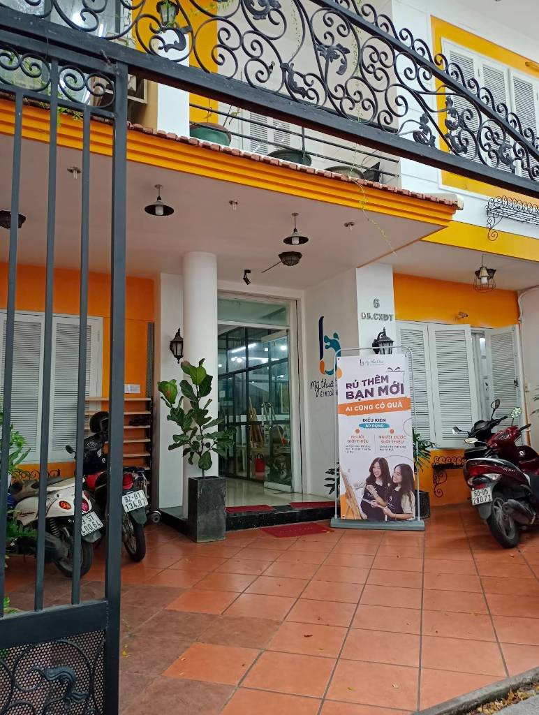 CHO THUÊ NHÀ ĐẸP QUẬN 3, 10 X 18M 3 TẦNG GIÁ TỐT CHỈ 68TR/TH