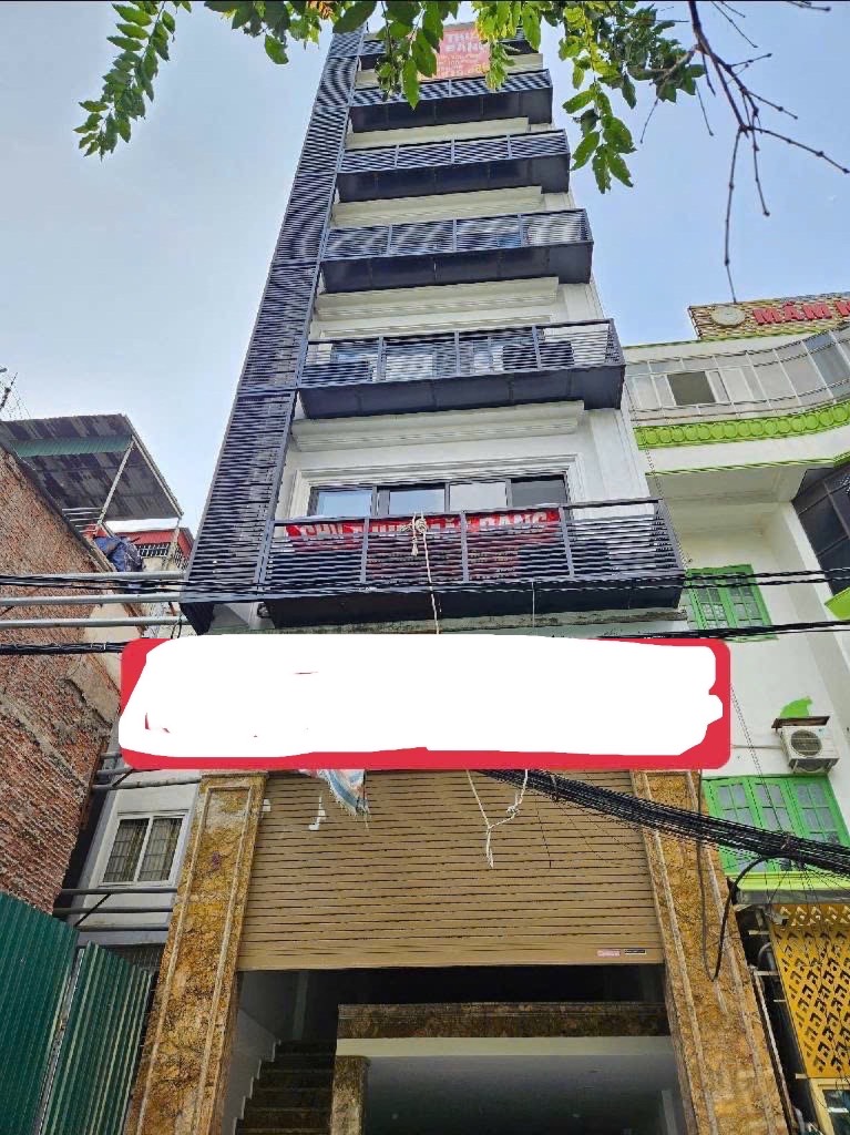 Hiếm, bán tòa nhà Lương Đình Của, 9 tầng thang máy, 107m² mặt hồ Đống Đa, ô tô tránh