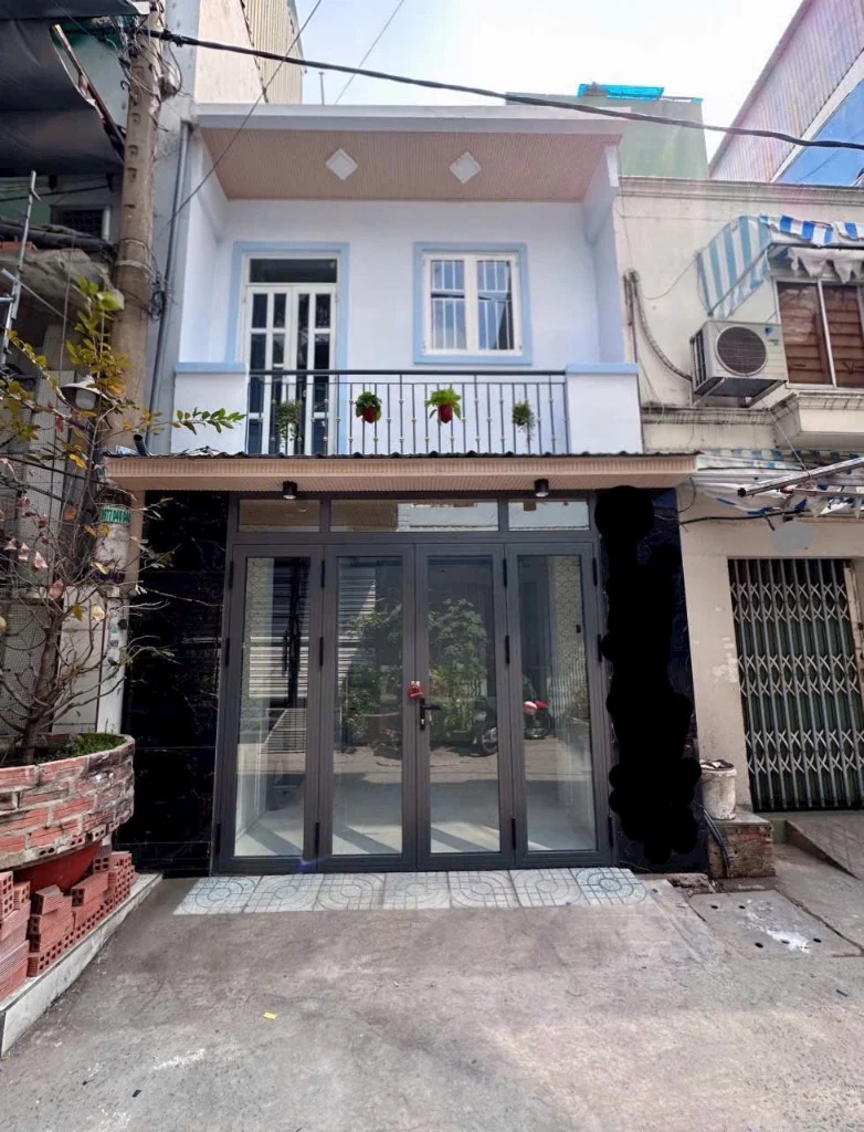 Bán nhà Bình Chánh, gần chợ, gần trường học, sổ hồng riêng