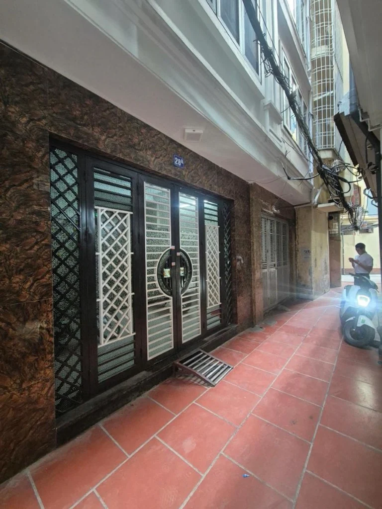 Bán tòa CHDV Lê Thanh Nghị, Hai Bà Trưng, gà đẻ trứng vàng, 44m, 7 tầng thang máy, giá 18 tỷ