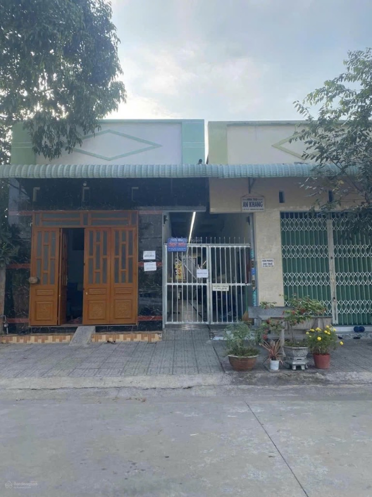 Bán nhà tại Lang Le Bầu Co, Bình Chánh, có dãy trọ, dt 129m2 sổ riêng