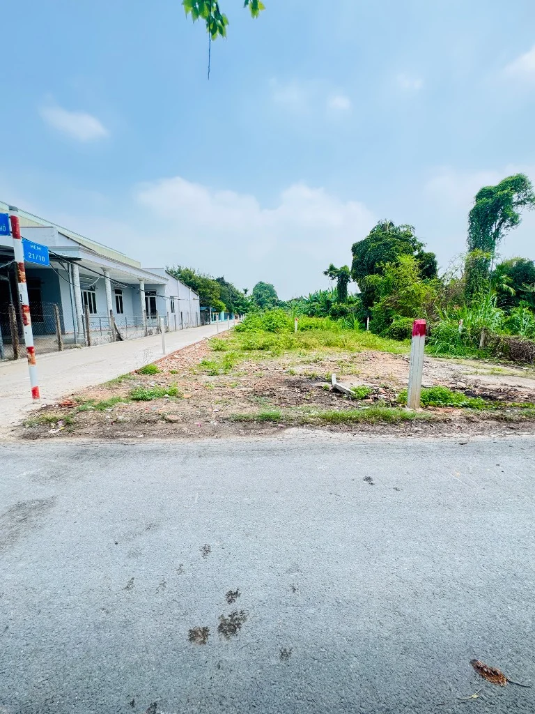 Cần bán lô đất xã Hoà Phú Củ Chi, sát bên KCN Đông Nam, Hoatdongokvip ưu đãi hấp dẫn 116m, lô góc 2măt tiền, SHR