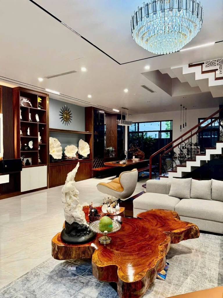 Tối thời điểm hiện tại trang chủ okvip có bao nhiều trang thành viên được hiện thị trên trang chủ nhà trong Vinhomes Marina, Hải Phòng, full nội thất, giá 35 triệu/tháng