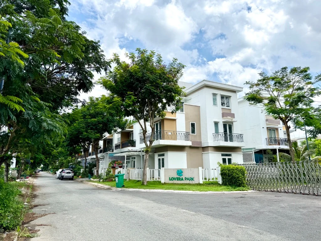 Bán nhà phố KDC Lovera Park, Khang Điền, 5x15m nhà hoàn thiện, hướng Đông Nam mát mẻ, 7.1 tỷ