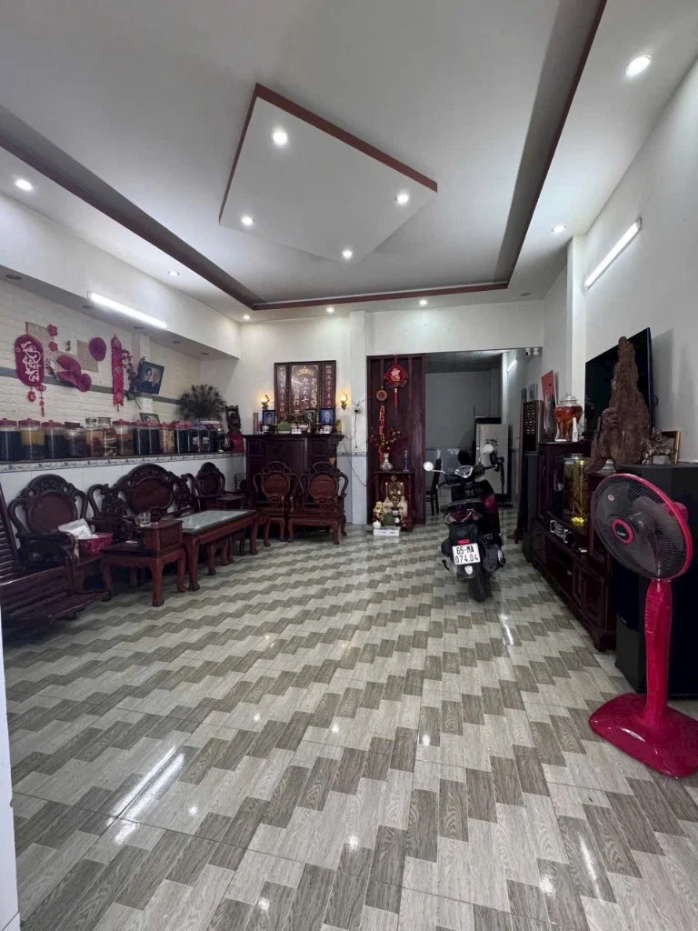 Bán nhà  Hưng Lợi, Ninh Kiều, nhà trệt rộng 118m2 odt & kiên cố, giá đẹp 2.88 tỷ