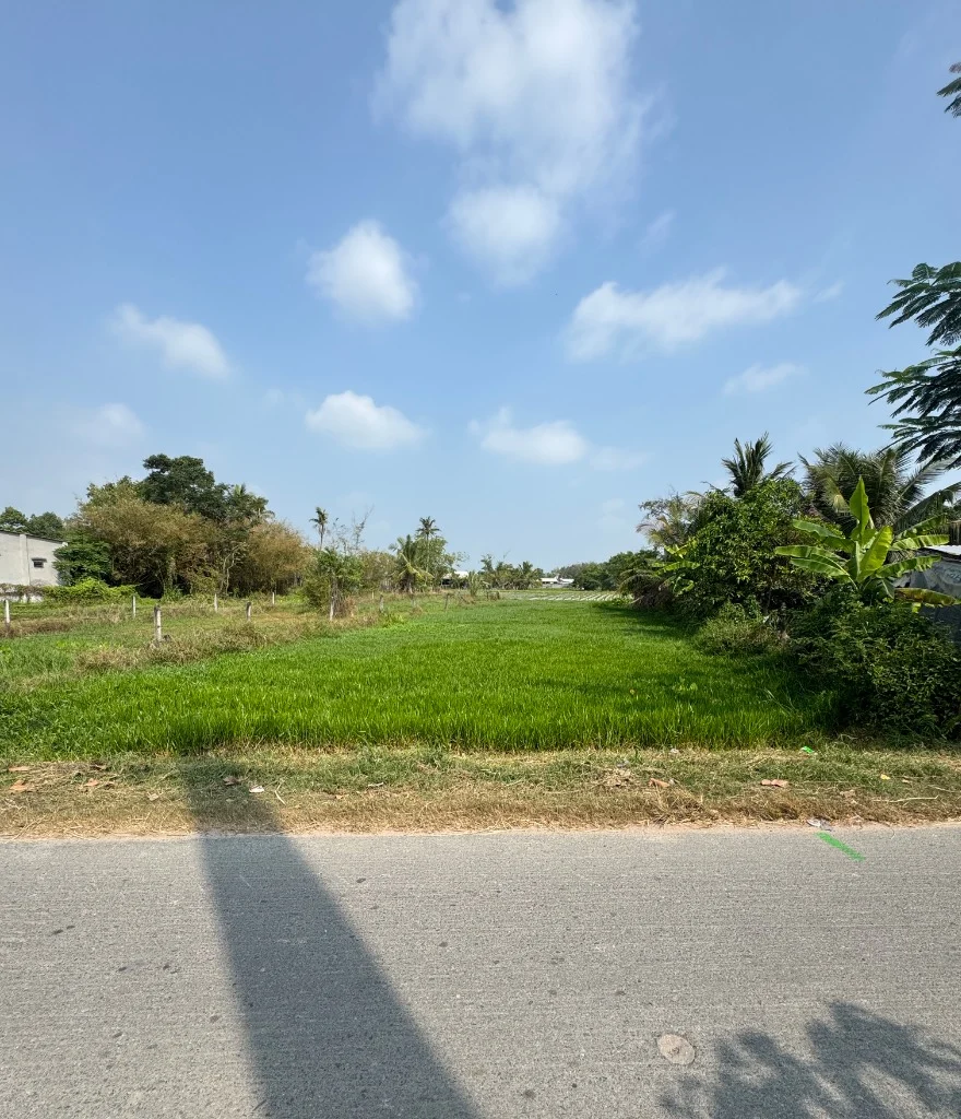 Cần bán lô đất thổ vườn xã Trung Lập Thượng Củ Chi, 610m2 có sẵn 35m2 Hoatdongokvip ưu đãi hấp dẫn