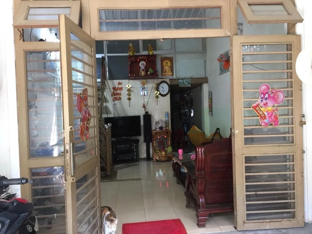 Bán đất Quận 7, cạnh Gò Ô Môi, chợ Phú Thuận, tặng nhà 54m2 hẻm 3m tiện xây mới, không quy hoạch