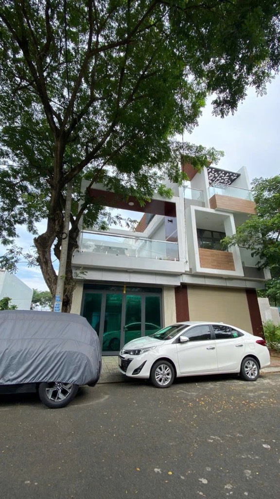 Bán nhà khu Lan Anh 4, xã Hoà Long cũ, cách Chợ Hoà Long tầm 500m, 1 trệt 1 lầu, nhỉnh 3 tỷ