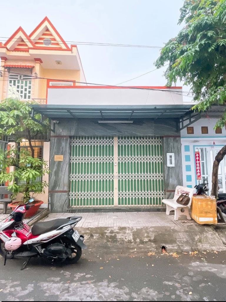Bán nhà An Phú Tây Bình Chánh, nhà cấp 4, 95m2 3PN sổ hồng riêng, giá rẻ chưa tới 1 tỷ