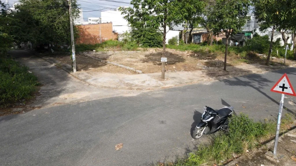 Bán lô đất góc 2MT khu TĐC Đất Lành, Nam Nha Trang, vị trí tiềm năng, giá đầu tư