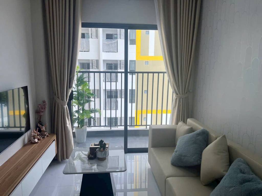 Bán căn hộ Diamond Boulevard, mặt tiền QL13, bàn giao full nội thất, giá 36tr/m2 hỗ trợ vay