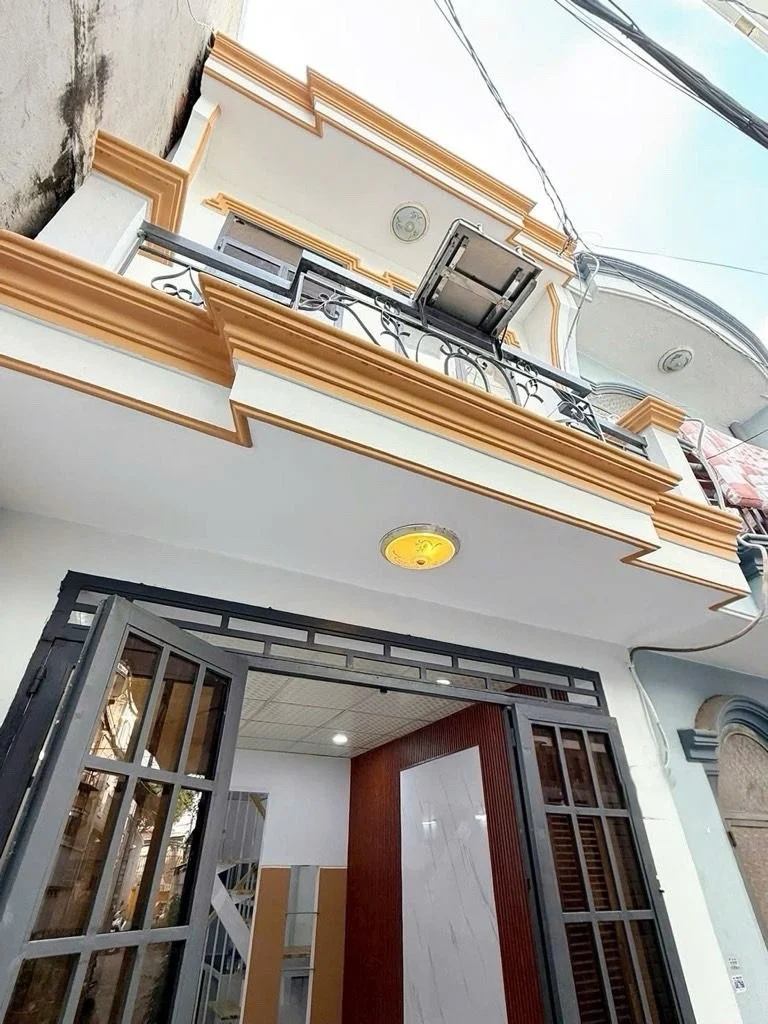 Bán nhà Quang Trung Gò Vấp, dt 36m² 3PN có PN dưới trệt, full nội thất, nhỉnh 3 tỷ