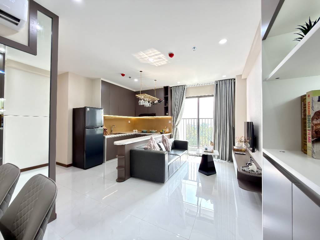 Bán căn hộ mặt tiền Quốc lộ 13, tháng 06/2026 nhận nhà, bàn giao full nội thất, Giá 36tr/m2