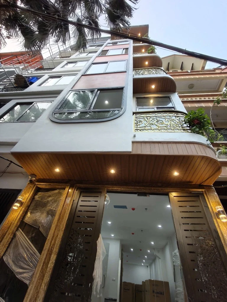 Bán tòa CHDV Cự Lộc Thanh Xuân, 53m², 6 tầng, 10 phòng ngủ khép kín, thang máy, giá 15,6 tỷ
