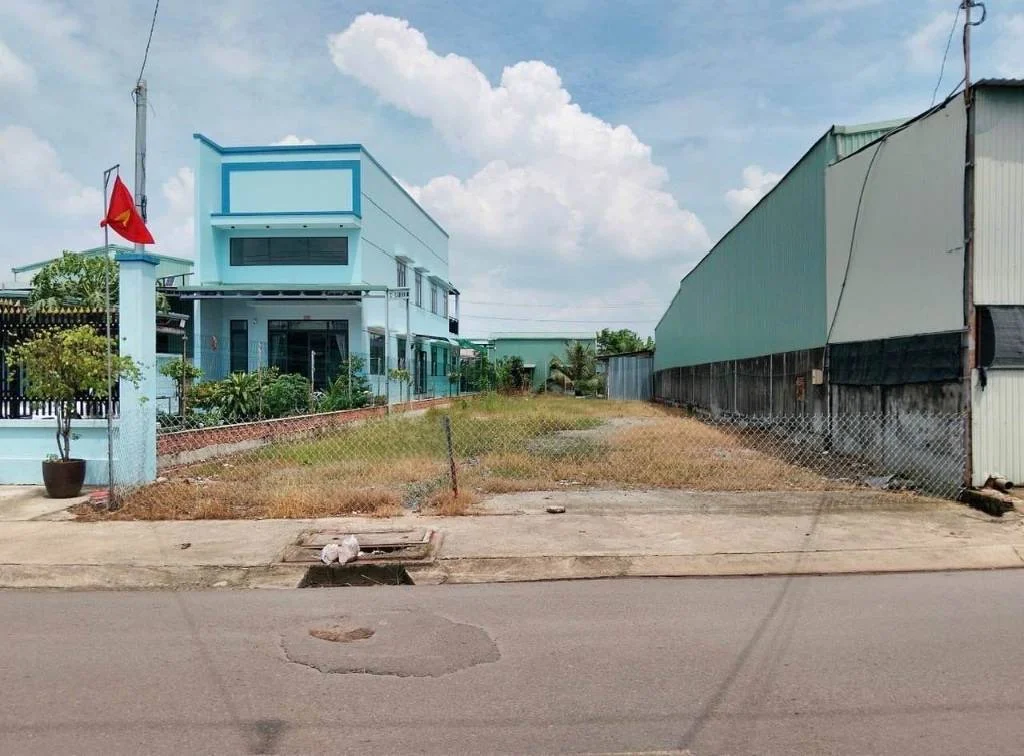 CHÍNH CHỦ BÁN GẤP LÔ ĐẤT NỀN THỚI HÒA BẾN CÁT, 150M2 SỔ HỒNG RIÊNG, GIÁ CHỈ 640 TRIỆU