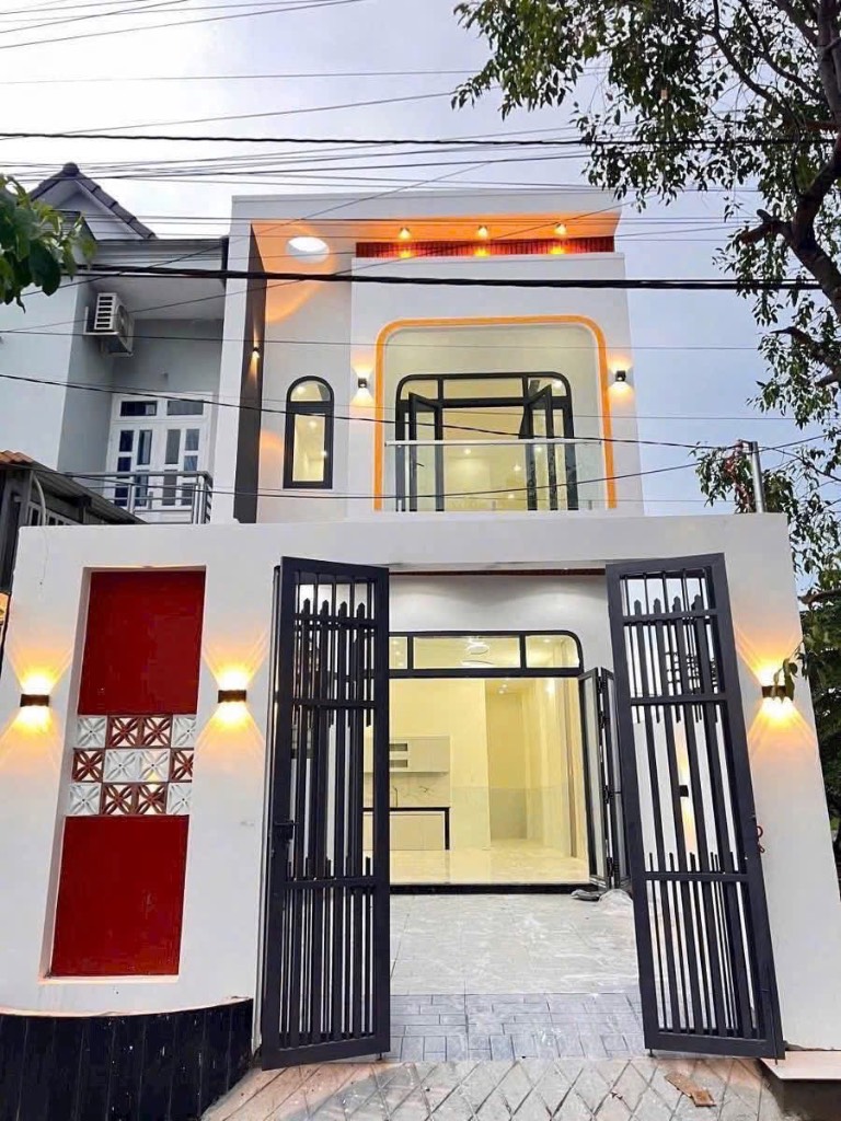 Bán nhà Tân Túc, gần Bệnh viện Bình Chánh, dt 49m2,  1 trệt 1 lầu, sổ hồng riêng