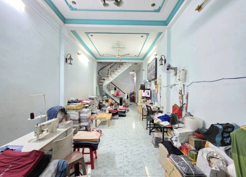 Bán nhà Khuông Việt Tân Phú, dt 76m2 hẻm ô tô 10m, có vỉa hè giá 10.8 tỷ