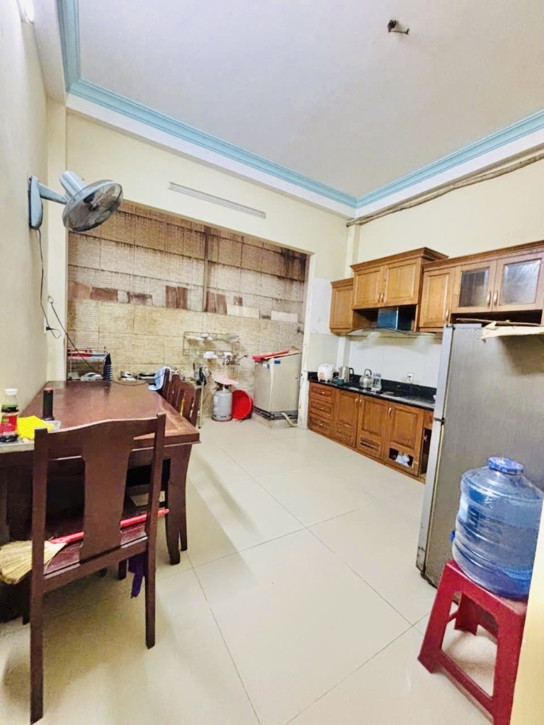 Bán nhà mặt tiền khu ADC Thoại Ngọc Hầu, Tân Phú, DT 84m2 3 tầng 4 phòng ngủ giá 12 tỷ
