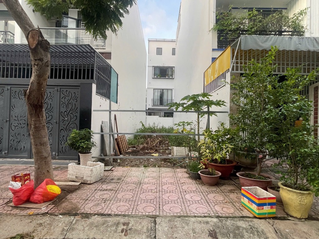 Bán lô đất đường số 10 KĐT Hà Quang 2, Nha Trang, DT 80m2, Okvip có báo nhiều trang đã ở kín, giá 5,9 tỷ