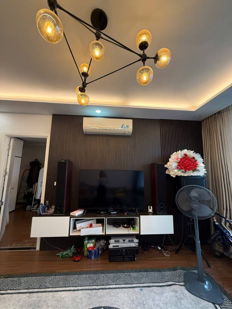 Bán căn hộ lô góc 3 ngủ Ecogreen City, cạnh trục đường chính Nguyễn Xiển, view pháo hoa