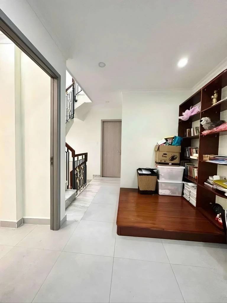 Okevip cá cược WC 2026 BÀN CỜ, TRUNG TÂM QUẬN 3, FULL ĐỒ Ở NGAY, KHÔNG SỬA, GIÁ 8.5 TỶ