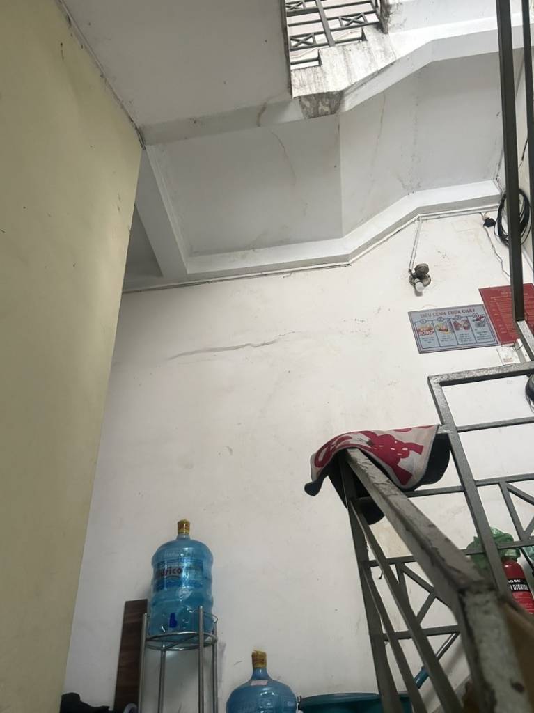 Bán nhà mặt tiền Lê Quang Định, Bình Thạnh, 51m2, 4 tầng, còn 10.8 tỷ