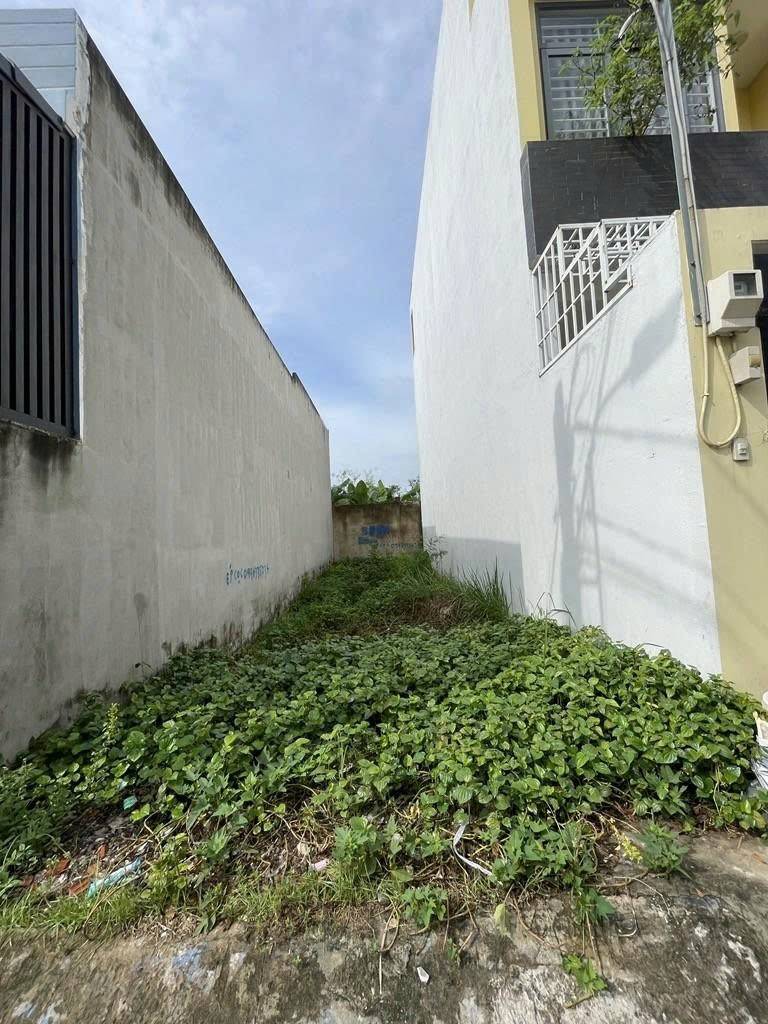 Bán đất KDC Châu Long Long Phước, 64m² vuông vức, giá đầu tư chỉ 3,2 tỷ