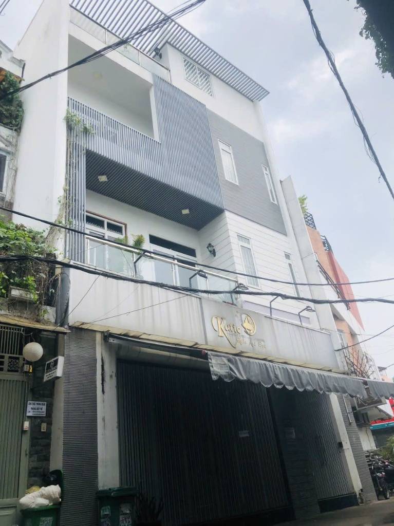 Bán nhà Mai Thị Lựu Quận 1, ngang 9.2m hiếm 132m2 3 tầng sân thượng, trung tâm đẳng cấp, 38 tỷ
