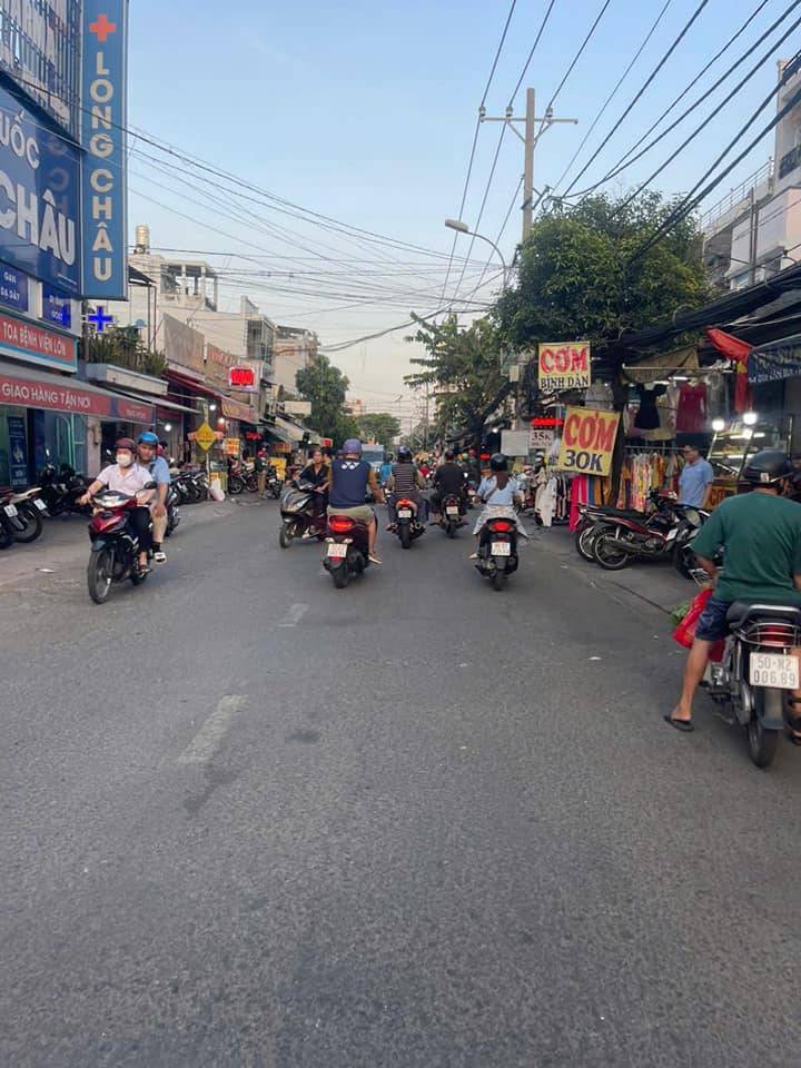 Bán nhà ngay chợ Phú Lạc, đường Tân Liêm, đang Tối thời điểm hiện tại trang chủ okvip có bao nhiều trang thành viên được hiện thị trên trang chủ 15tr/ tháng, 1 lầu, 90m2, giá 1 tỷ 050