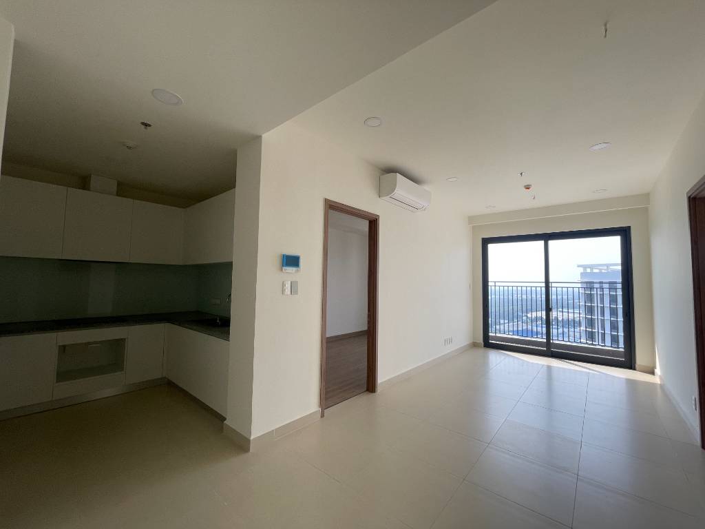 Bán căn hộ The Glory  Midori Park, căn mới nội thất cơ bản, 69m2 2PN 2WC, giá 3.83 tỷ gồm VAT