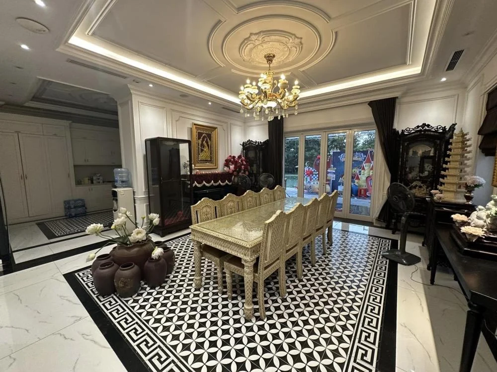 BÁN BIỆT THỰ MỄ TRÌ HẠ NAM TỪ LIÊM, LÔ GÓC OTO TRÁNH, 200M2 X 5 TẦNG SÂN VƯỜN, KINH DOANH VÀ Ở