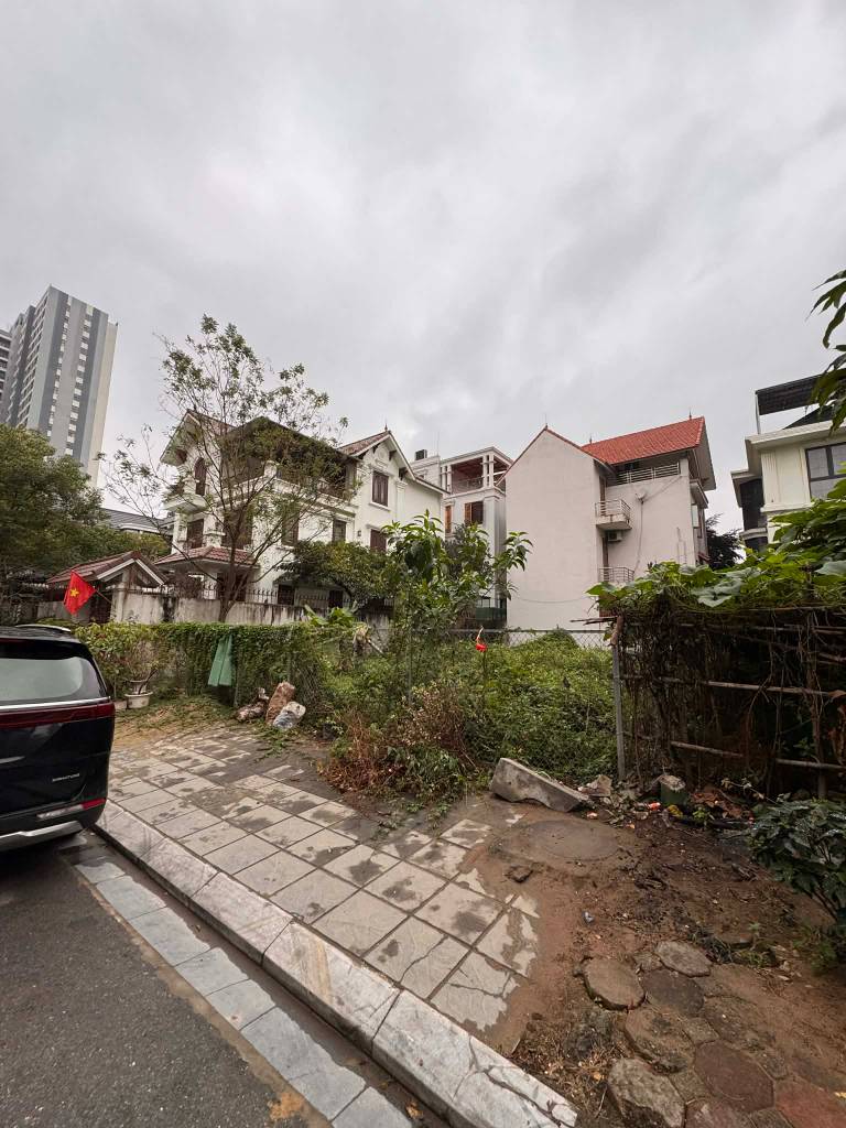Bán lô đất góc thôn 14 Nghĩa Trụ, Hưng Yên, 190m2 MT 10m, 2 mặt tiền 3 thoáng, đất đấu giá