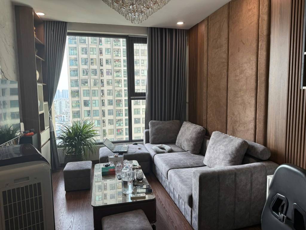 Bán căn hộ 2PN Eco Green Nguyễn Xiển, chính chủ 74m2, sổ đỏ vuông vắn, gia chủ thiện chí