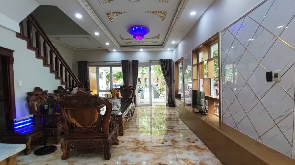 Bán nhà Melosa Khang Điền, 144m2, ngang to 8m, nội thất gỗ cẩm lai, giá nhỉnh 16 tỷ
