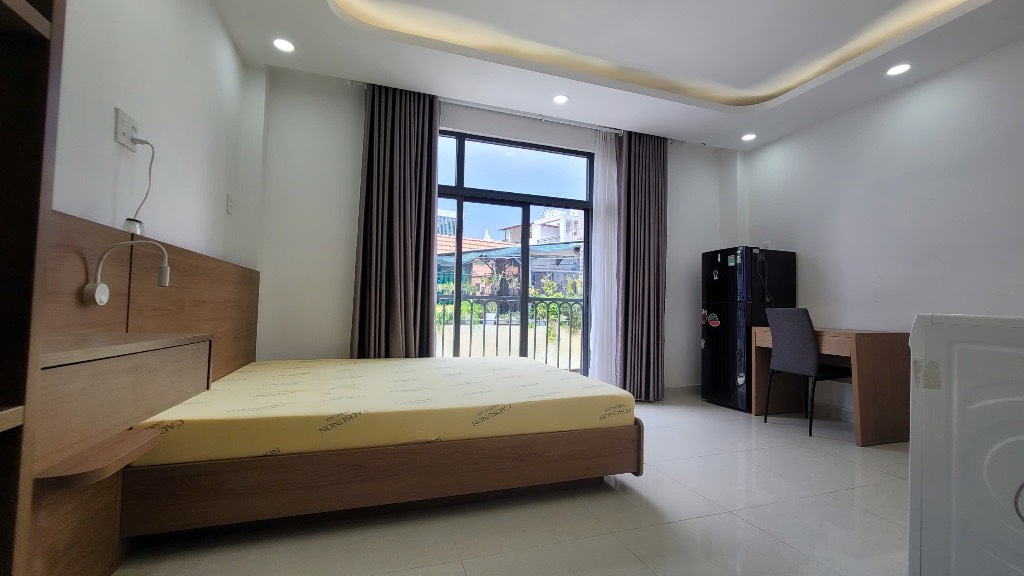 CHO THUÊ CĂN HỘ GẦN CÔNG VIÊN GIA ĐỊNH, BÌNH THẠNH, FULL NỘI THẤT CÓ BANCON LỚN