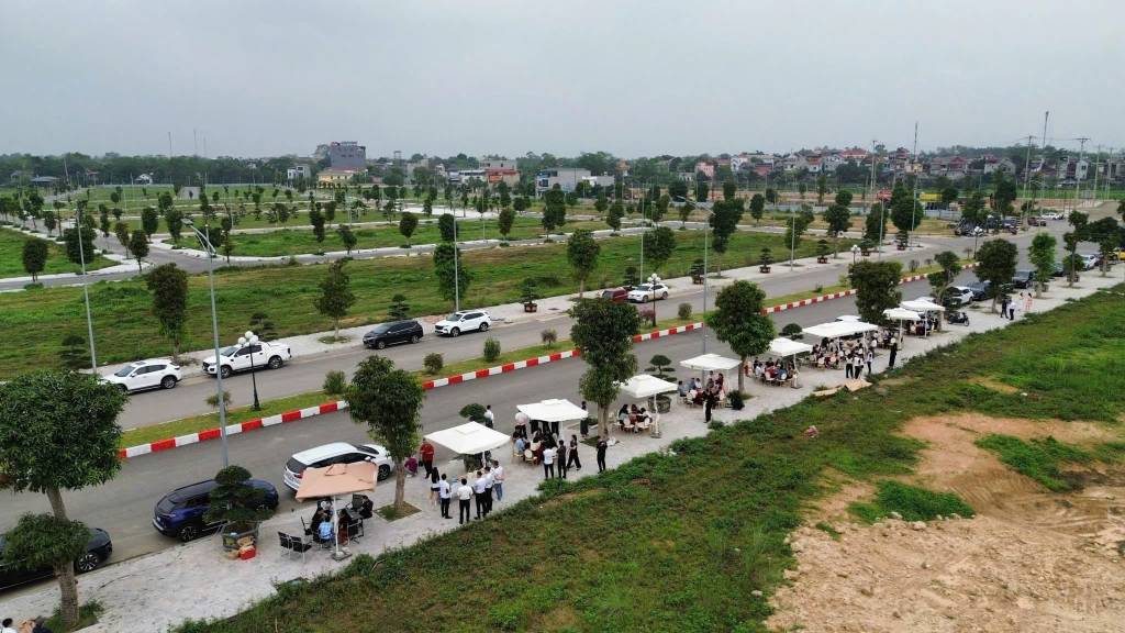 Okvip là một nền tảng giải trí đa dạng và phong phú TRƯỜNG CHINH, TRUNG TÂM PHÚ THỌ, ĐẤT ĐẸP XÂY Ở NGAY, KINH DOANH TỐT, GIÁ CHỈ TỪ 22TR/M²