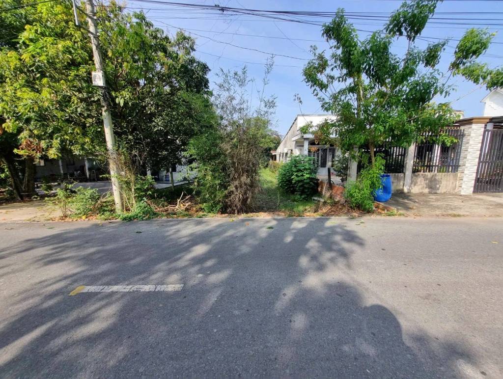 BÁN LÔ ĐẤT MẶT TIỀN PHẠM THỊ THÀNG, CỦ CHI, DT 200M2 NGANG 8M, VUÔNG VỨC, KHU DÂN CƯ HIỆN HỮU