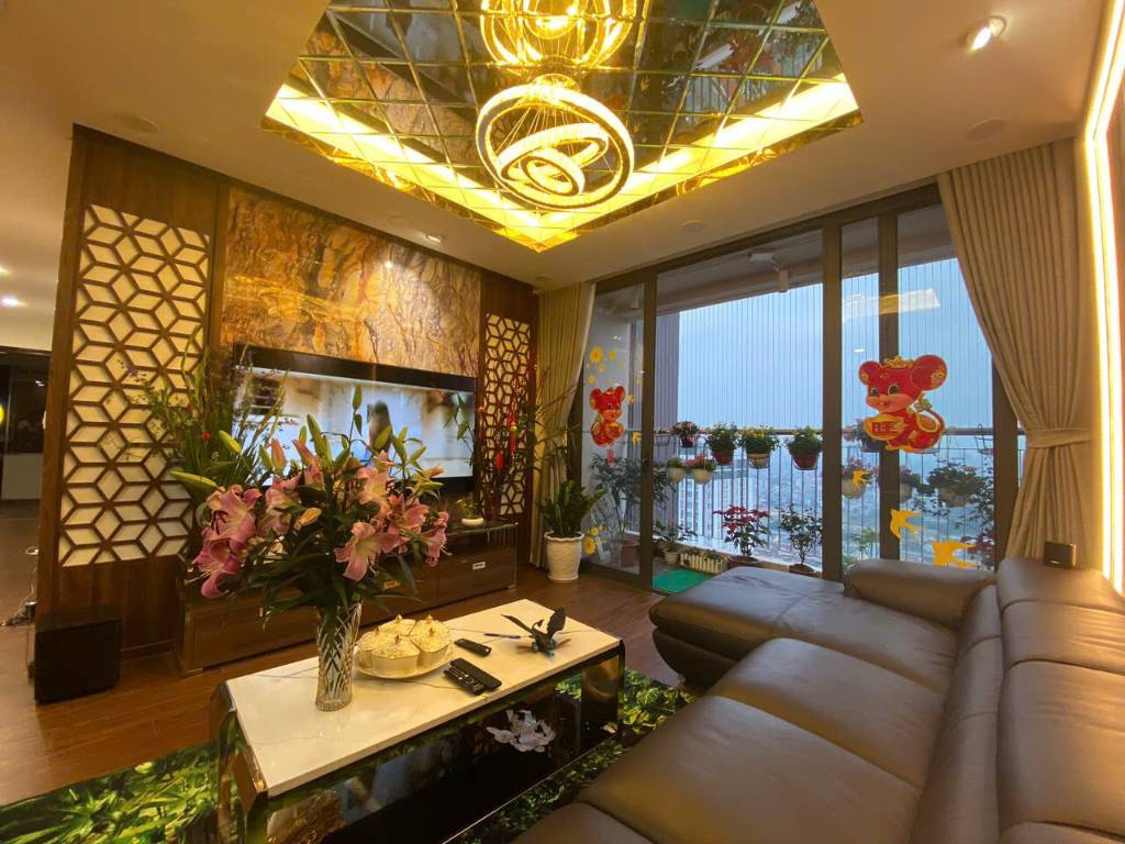 Tối thời điểm hiện tại trang chủ okvip có bao nhiều trang thành viên được hiện thị trên trang chủ căn hộ Bohemia Residence, 25 Nguyễn Huy Tưởng, dt 136m2, giá 20 triệu