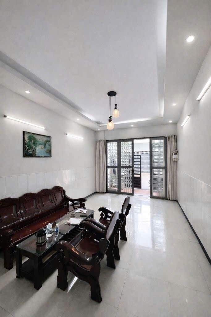 Bán nhà Tỉnh Lộ 10 Bình Tân, hẻm 8m 86m2 ngang 4x22m, trệt lầu 2PN, tiện xây mới cao tầng