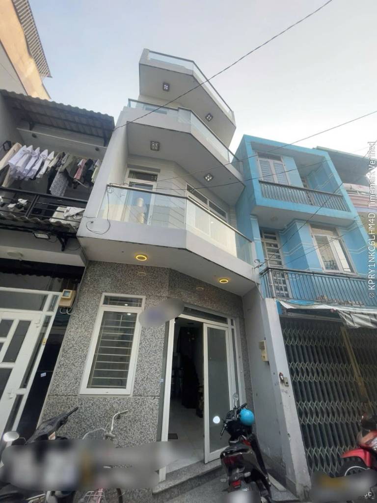 Bán nhà Cách Mạng Tháng 8, Tân Bình, giáp Quận 10, dt 36m2, nhà 3PN, hẻm rộng, giá 5,8 tỷ