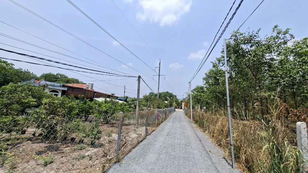 Cần bán đất Khu phố 4, Chơn Thành, Bình Phước, dt  171m2 giá rẻ