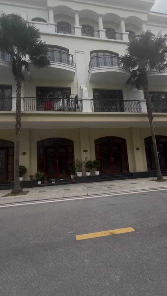 Bán liền kề chà là vinhomes ocean park 2