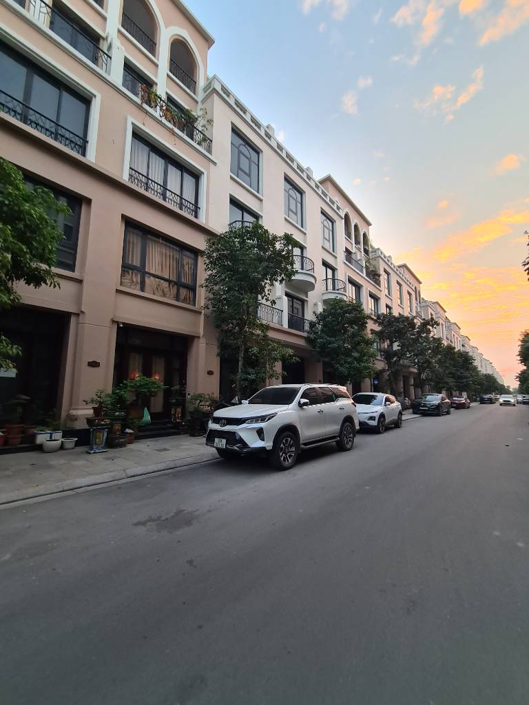 Bán liền kề cọ xanh vinhomes ocean park 2