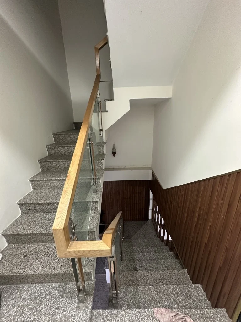 Bán đường Hương Lộ 2, Bình Tân, dt 86m2, hẻm xe hơi, 3 tầng đúc, 4PN, ở KD online