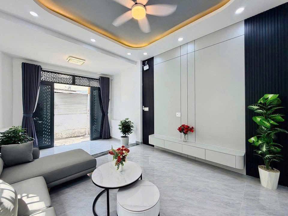 Bán nhà đường Cao Lỗ Quận 8, dt 60m2 giá rẻ, full nội thất sổ hồng riêng
